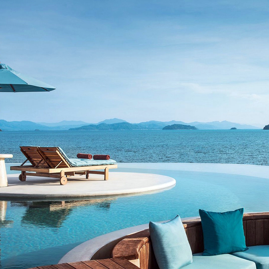 Premium Hospitality Hotel Lobby